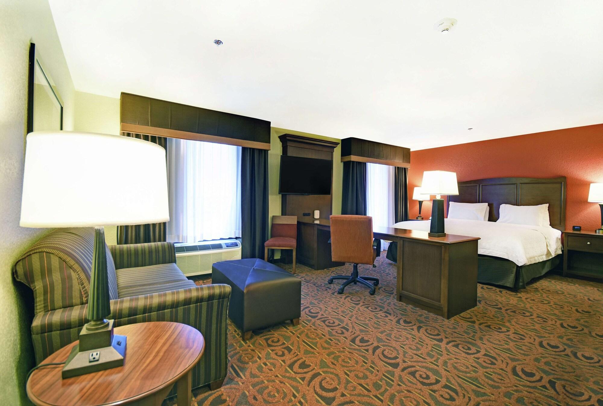 Hampton Inn & Suites Milwaukee/Franklin Franklin  Exterior photo